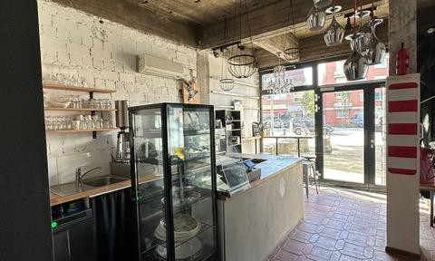 Restaurant/Café / Commercial space in the heart of Eimsbüttel.