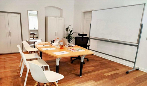 Helle EG Büro oder Praxis im sanierten Altbau