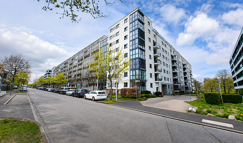 Bright 2-room apartment with balcony in the European Quarter of Darmstadt.