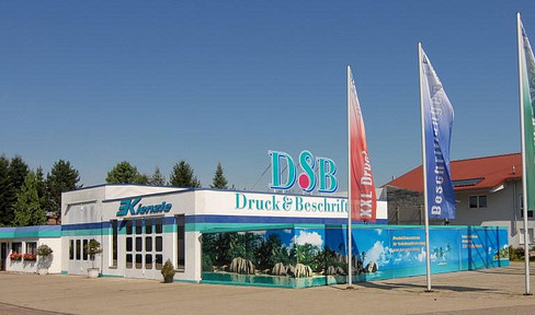 GEWERBEANWESEN MIT HALLEN, BÜRO UND GROSSZÜGIGEN AUSSENFLÄCHEN
