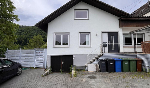Charming single-family house with a terrace.