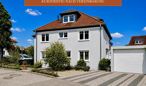 VON PRIVAT: Besondere Stadtvilla mit Wintergarten nahe der Europäischen Schule in BV-Dortelweil