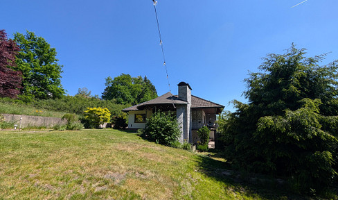 Detached single-family home in a dream location, on the edge of the forest - no commission fees.