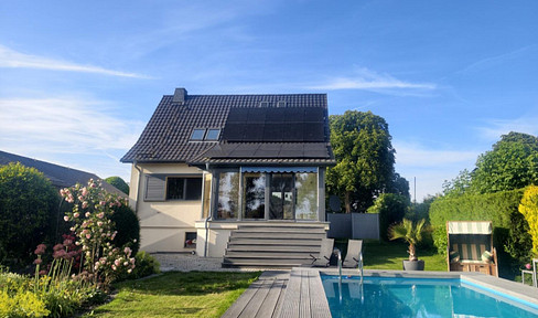 Exklusives Wohnen am Kummerower See - Pool, Sauna, Rosengarten & Energieklasse A