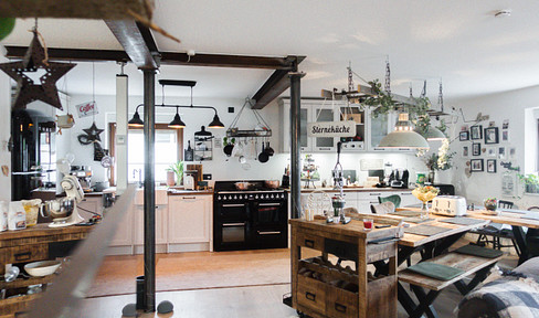 FURNISHED 2-FAMILY HOUSE - PENTHOUSE APARTMENT - Live where others vacation.