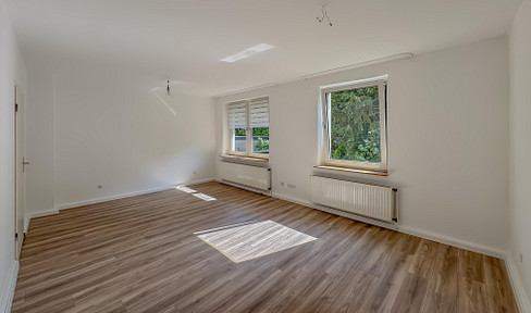 2.5-room apartment – Upper ground floor – Newly renovated – Available from September 1st.