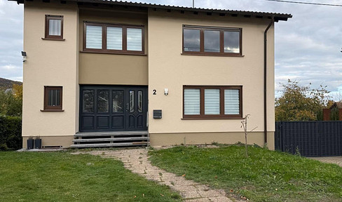 Umfassend modernisiertes Einfamilienhaus mit Zweifamilienhaus-Potenzial