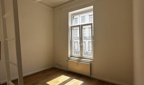 Charming loft apartment in a historic building with a sleeping loft, located in the popular Frankenberger district.