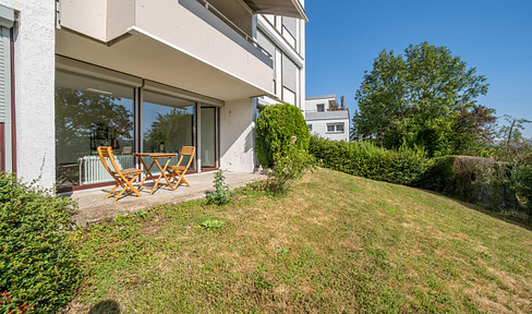 Nature in the City & No Agency Fees - 2-Room Ground Floor Apartment in S-Heumaden.