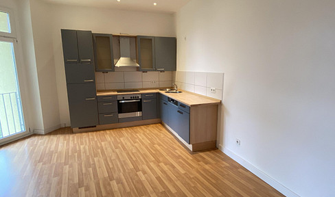 Bright, 4-room apartment in a historic building, located in Sterkrade.