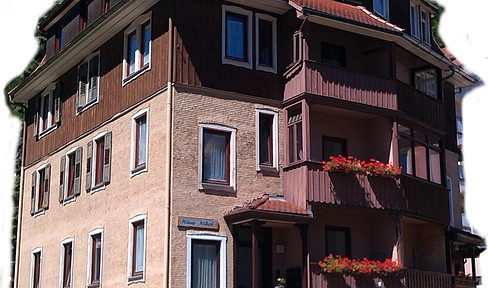 Mehrfamilienhaus mit 4x2-Zimmer Whg, 8% jährliche Rendite, 8 Zim, 6 Bad