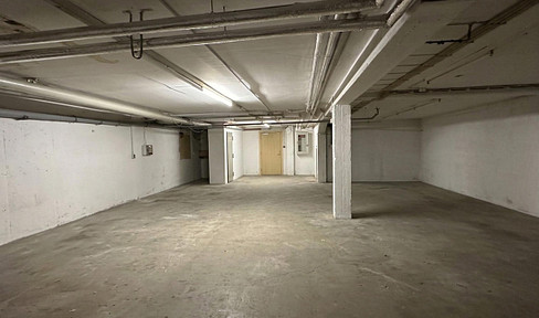 136 square meters of storage space available in the LU-South industrial/craft area.