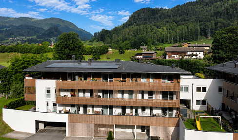 Modern wohnen, naturnah leben: Provisionsfreie 3-Zimmer-Wohnung mit Bergblick-Terrasse