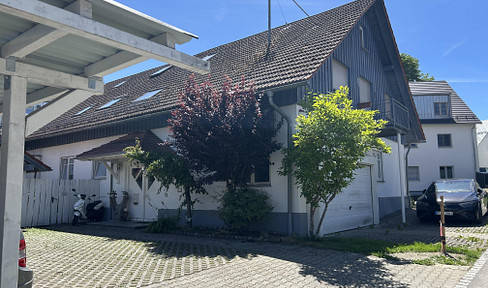 Charmante 2-Zimmer-Maisonette mit Balkon & Carport in idyllischer Lage von Ravensburg-Schmalegg