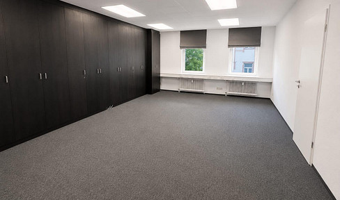 Büro-oder Praxisfläche in Innenstadtlage mit Balkon