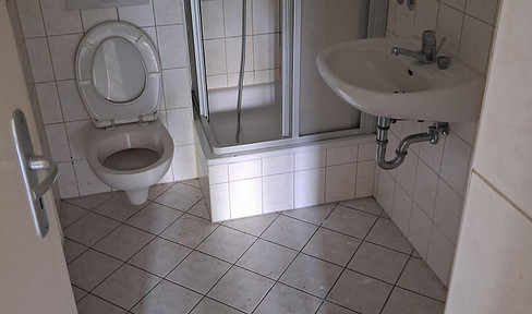 📢 Beautiful 3-room ground floor apartment (3 rooms) in Drebach-Venusberg – 75 m² – Available immediately.