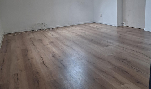 📢 Spacious 4-room apartment (8) in Drebach-Venusberg – 100 m² – Available immediately.