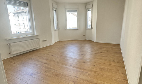 Renovated 2-room apartment in Leverkusen, Lützenkirchen.