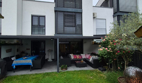 Haus zum wohlfühlen mit kleinem, gepflegtem, idyllischem Garten