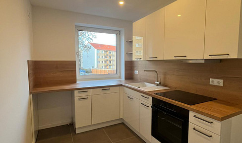 2-room apartment with fitted kitchen and balcony - Newly renovated.