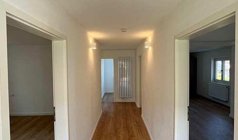 Frisch renovierte Wohnung - familiengerecht und naturnah