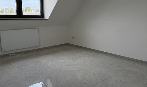New shared apartment: Bright rooms in a 3-room apartment in Ludwigshafen.
