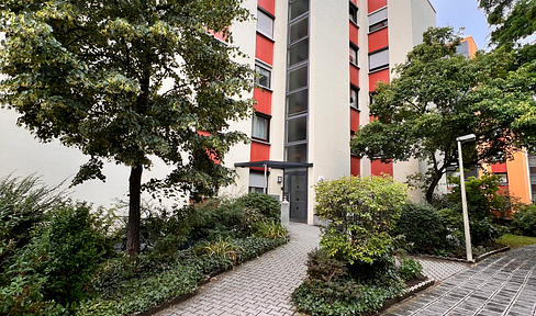 Erstbezug nach Sanierung | 94 m² | 3 Zimmer | Balkon | TG-Stellplatz | Aufzug