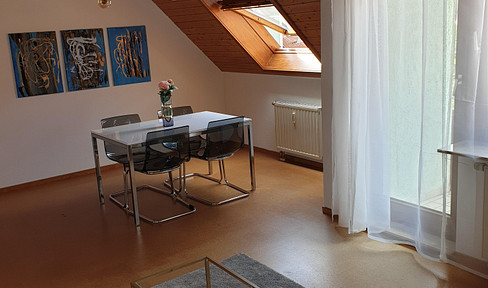 No fees! Fully furnished and well-maintained 3.5-room shared apartment with a balcony, fitted kitchen, and underground parking in Frankenbach.