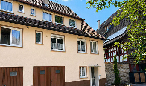 Property with a dream plot of land on the Neckar riverbank - No commission fees.