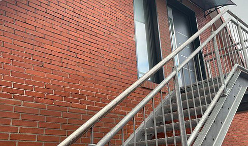 Wohnen mit Hauscharakter – 80 m² DG-Wohnung mit eigenem Eingang & Gestaltungsspielraum