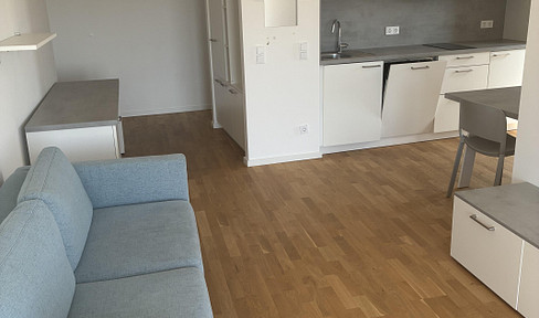 Comfortable, brand-new 1-bedroom apartment near the Springpfuhl S-Bahn station: A retreat with a balcony or rooftop terrace.