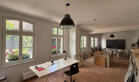Bürountermiete in 3-geschossiger Remise *Berlin Kreuzberg