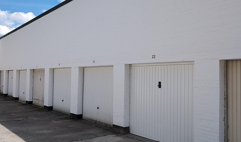 Garage for sale in Bramfeld.