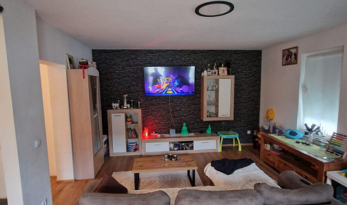 Apartment with 115 square meters and a garden.