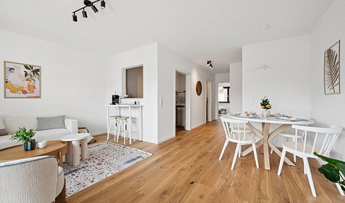 Vorne Stadt, hinten grüne Gärten – 2 Zimmer in Neckarau mit Balkon