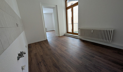 renovierte 4-Raum-Wohnung in der Nähe des Steintor, beim Wasserturm