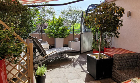 Fully air-conditioned apartment with a large rooftop terrace in the MA-Gartenstadt district.
