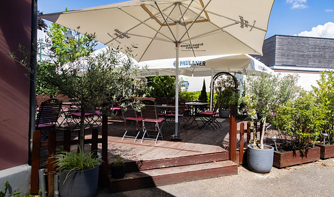 Established restaurant in Bühl, featuring a terrace, a pizza oven, and an apartment.