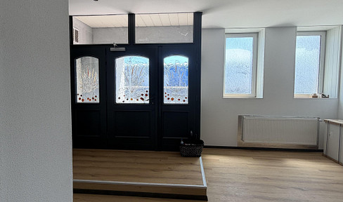 Großzügige 2 Zimmer Wohnung