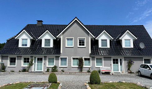Resthof in Alleinlage, kernsaniert mit 2 WE, Nähe Flensburg