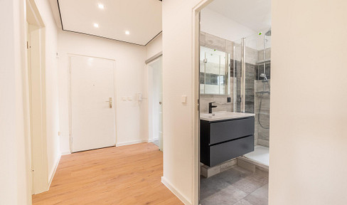 **Frisch Saniert, Einbauküche,Balkon, 5 Minuten zu Fuß am See