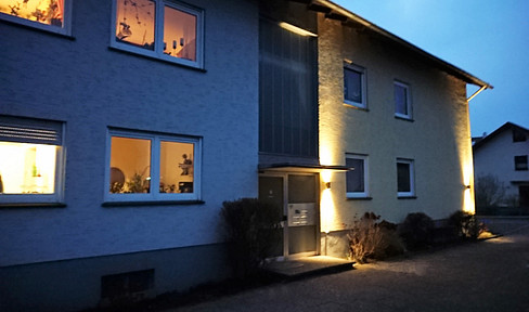 Renoviert! EBK, Balkon, Rollläden, Garten. (F6502)