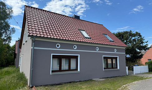 Kernsaniertes Zuhause oder Ferienhaus mit viel Platz in Reestow