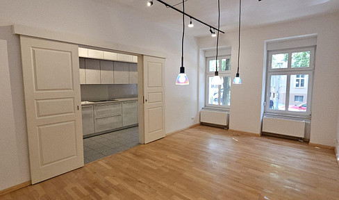 Wohnen am Zionskirchplatz – sanierter Altbau in einer der schönsten Lagen Berlins