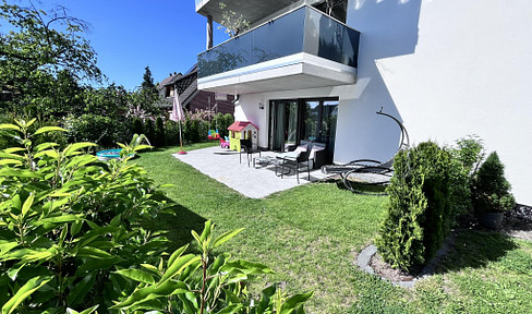 Exclusive 3-room ground-floor apartment with terrace and garden, located in Detmold-Hiddesen.