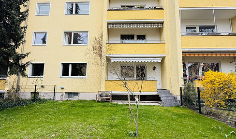 2 Zimmer Wohnung, moderniesiert, separate Küche, Garten, Parkplatz, ohne Provision, frei