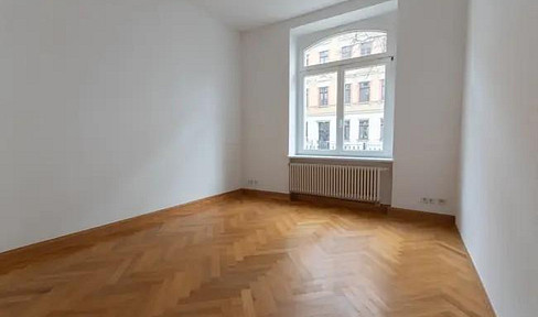 For rent: Fully renovated 3-room apartment with a large balcony.