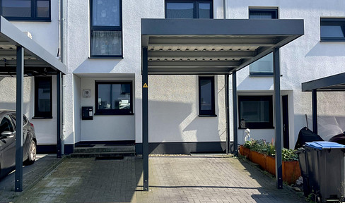 Detached house in Langenfeld, free of encumbrances - Energy efficiency class A & south-facing terrace.