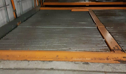 Duplex-Garagenstellplatz an der Benrather Schlossallee