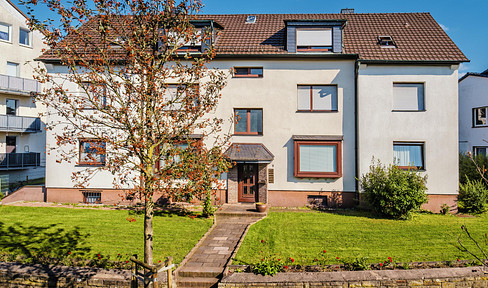 Bright 3-room attic apartment in Gevelsberg – 61 m² | Available from June 30, 2026.